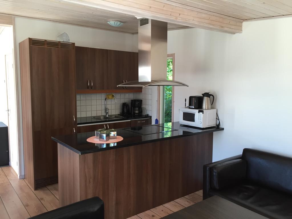 Aparthotel Vinbergs Stugby Zimmer foto